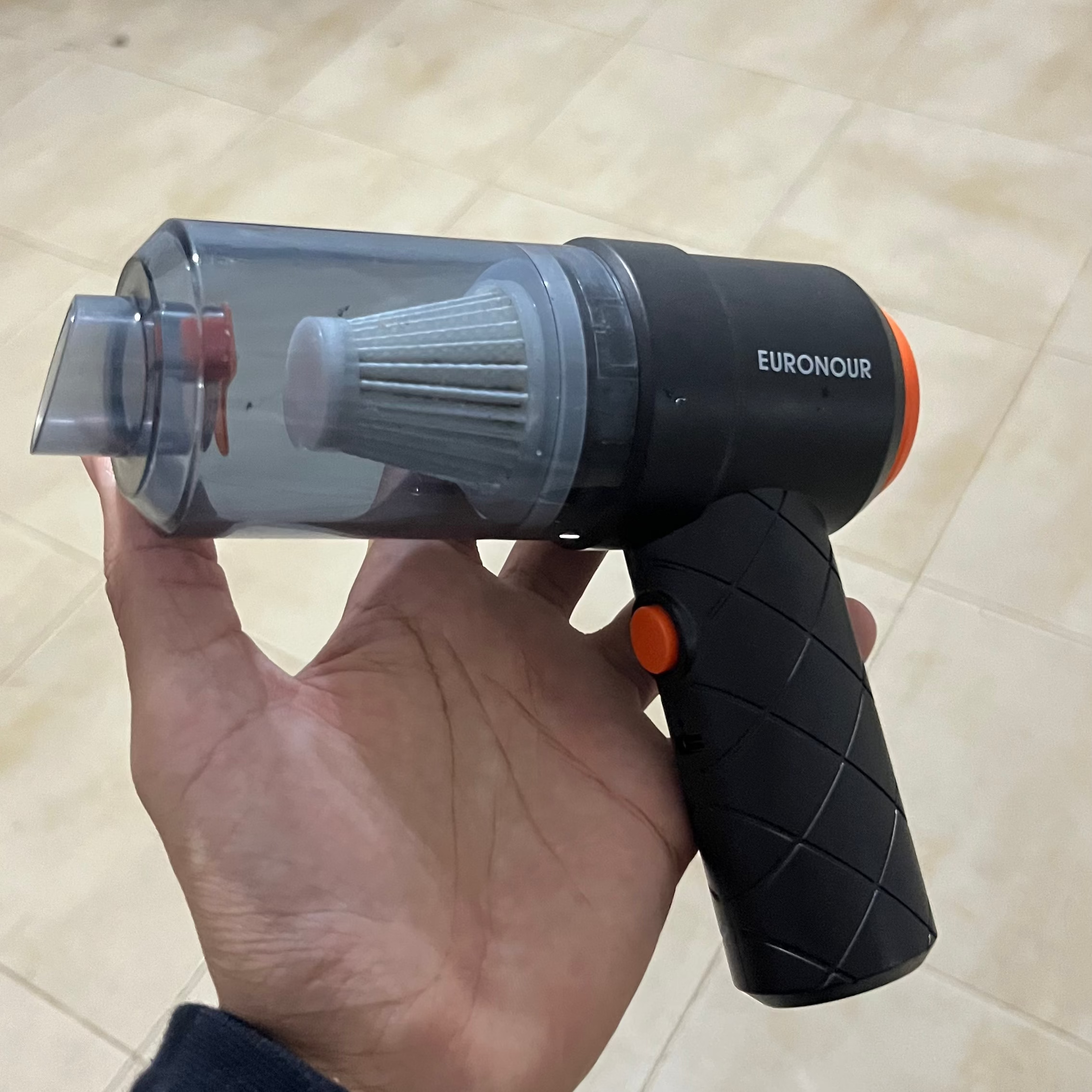 المكنسة المحمولة