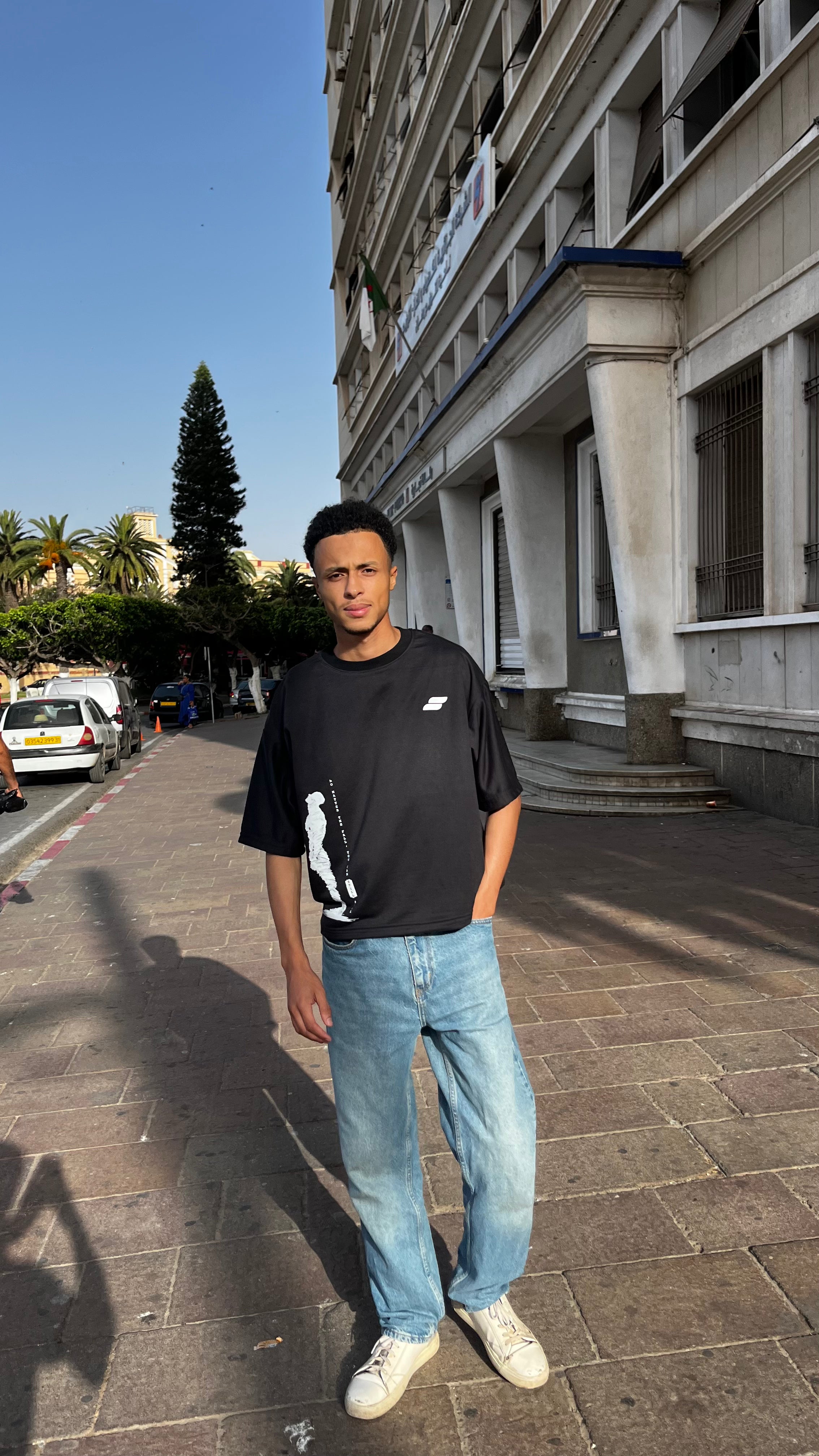 Oversized Cropped T-Shirt (The Standing Man)